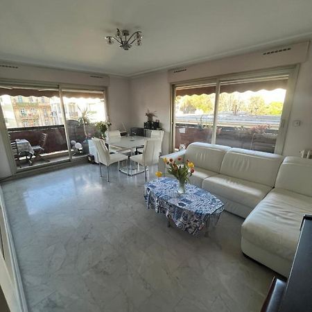 Chambre Privee Avec Terrasse Au Port De Nizza Esterno foto